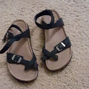 Aloha island size 2 girls sandals